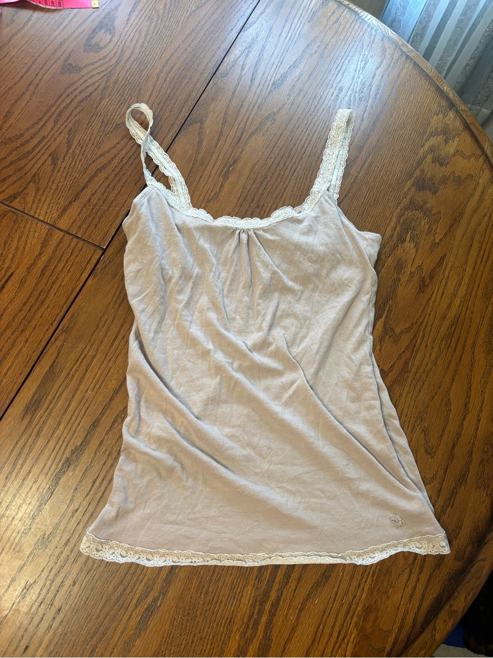 VTG Y2K Abercrombie & Fitch lace cami babydoll tank top size M